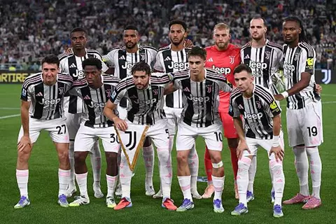 موقف غامض لثنائي يوفنتوس قبل مواجهة إنتر